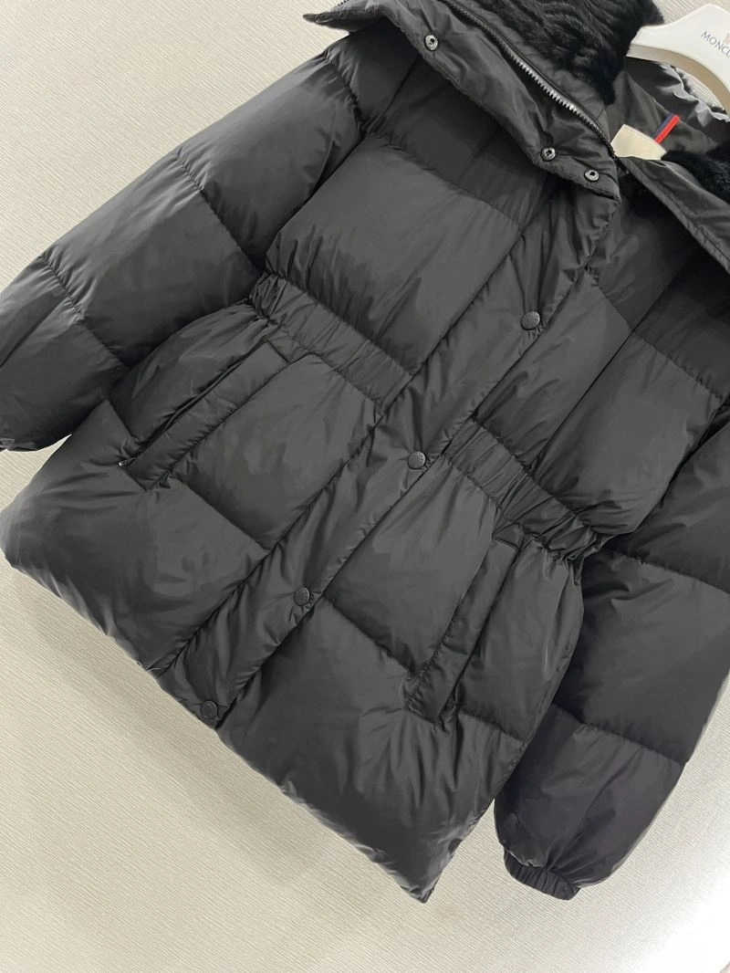 TechFriendly Moncler Down Jackets 144875