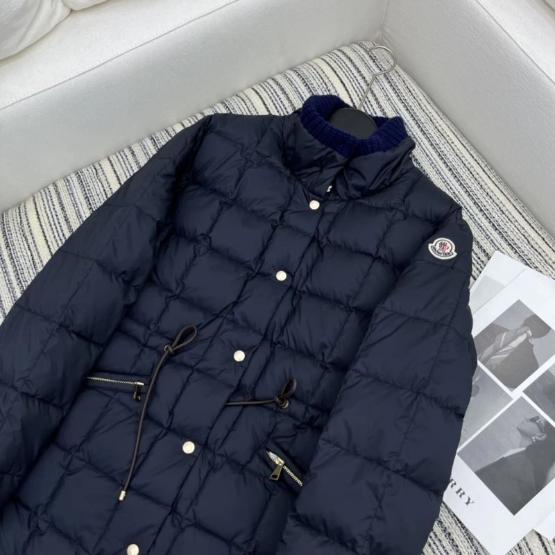 Sleek Moncler Down Jackets 144863