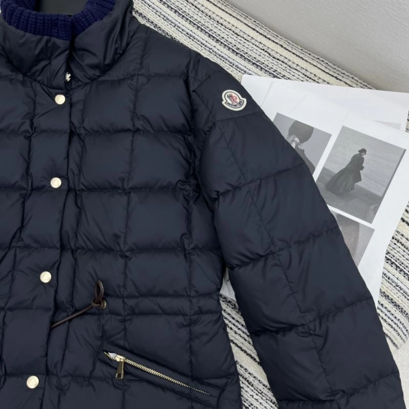 Sleek Moncler Down Jackets 144863