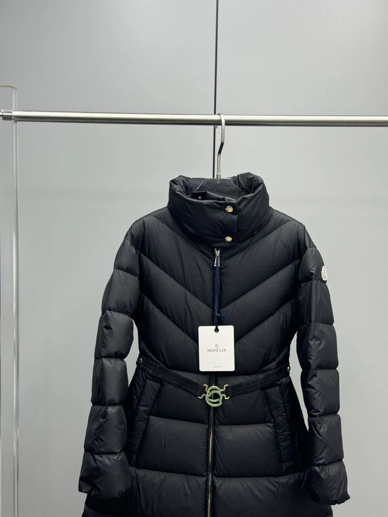 Moncler Down Jackets Trendsetting 144849