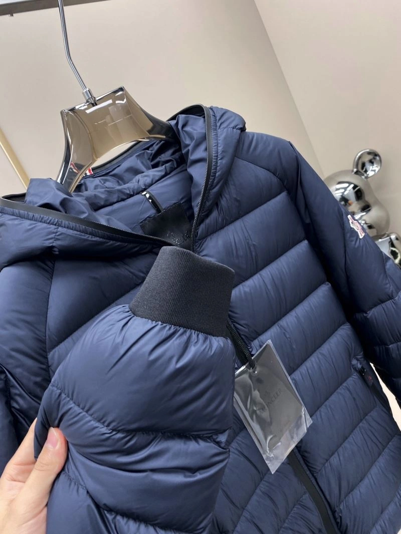 Unisex Moncler Down Jackets 144860
