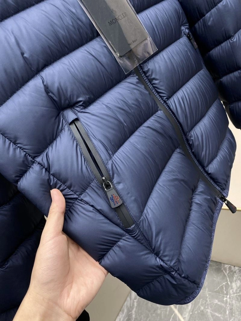 Unisex Moncler Down Jackets 144860