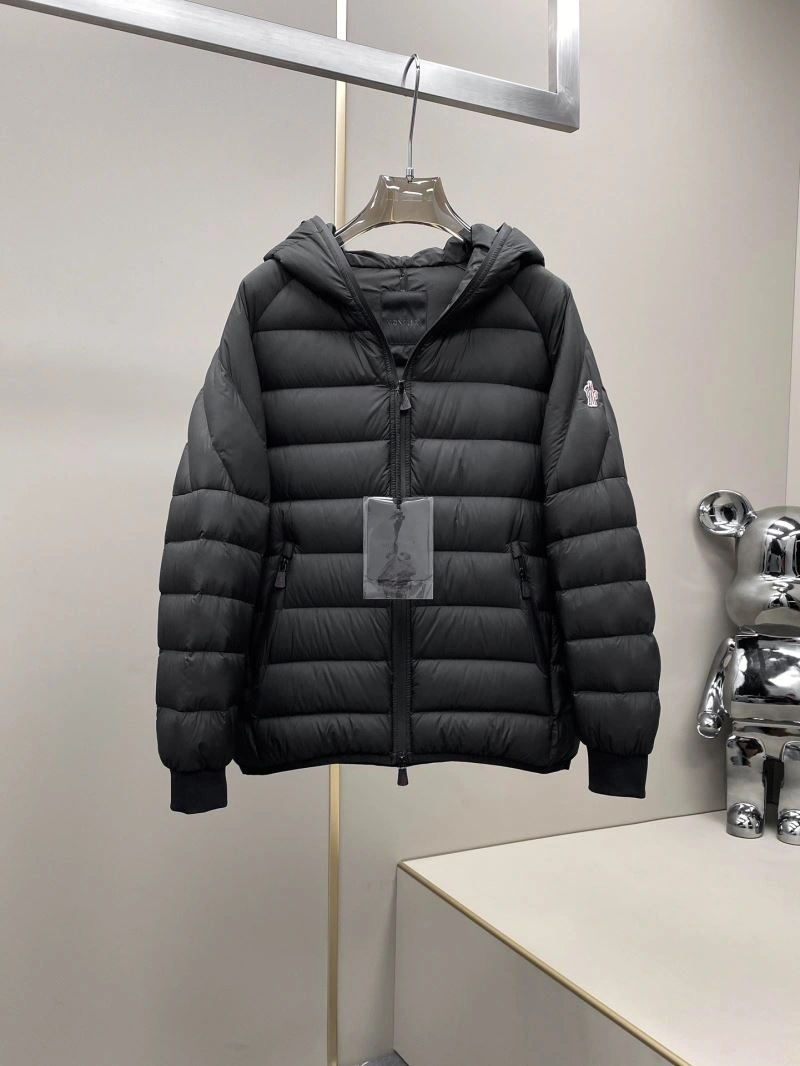 Moncler Down Jackets Premium 144852