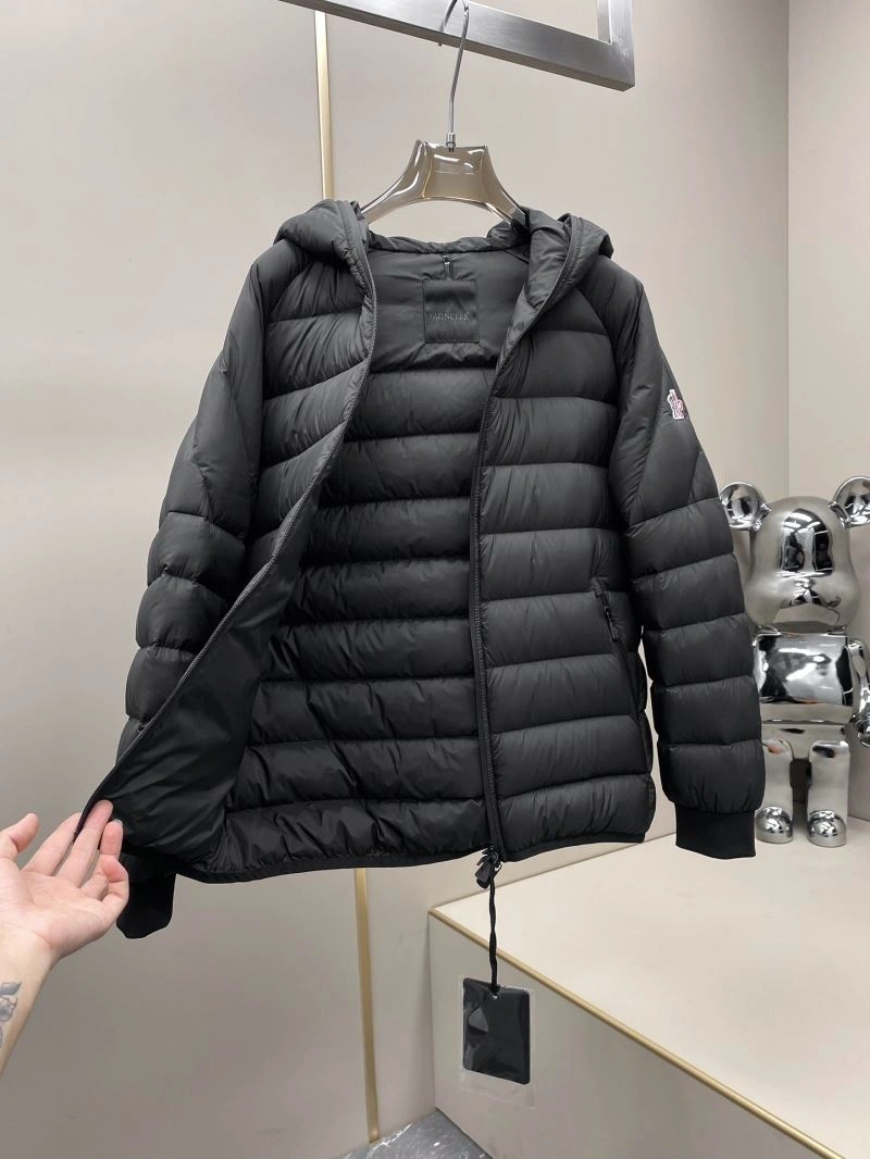 Moncler Down Jackets Premium 144852