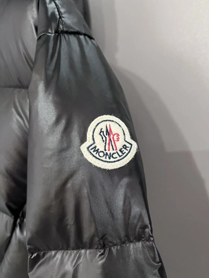Moncler Down Jackets Functional 144851