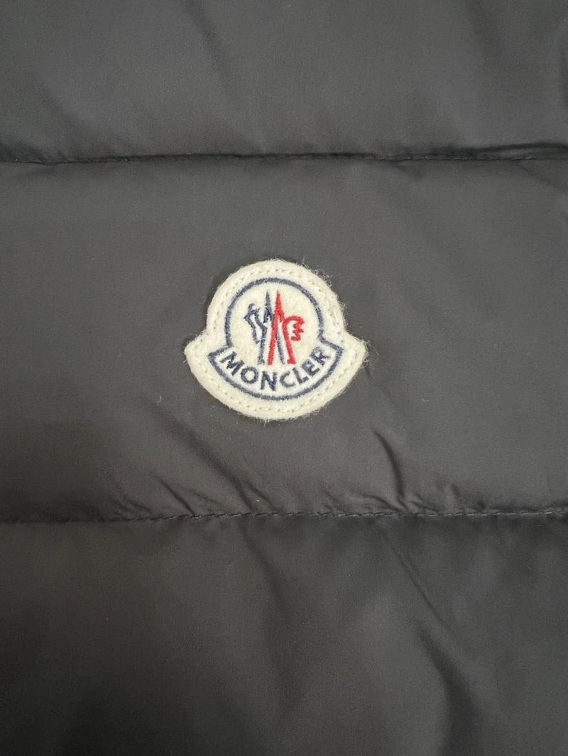 Moncler Down Jackets Neat 144847