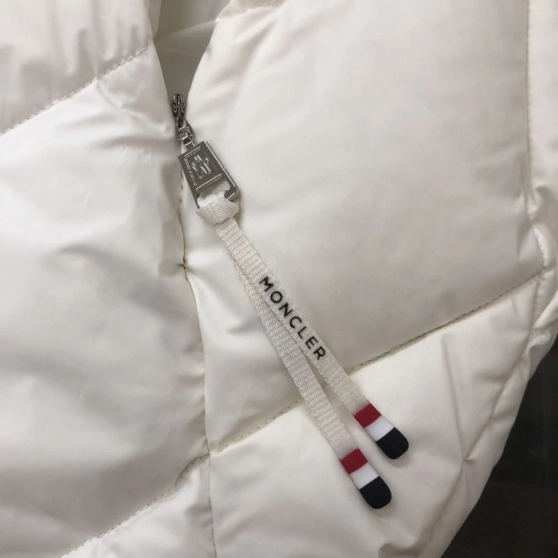 Practical Moncler Down Jackets 144843