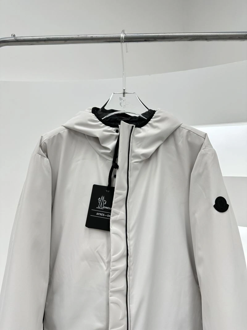 Moncler Down Jackets Comfortable 144842