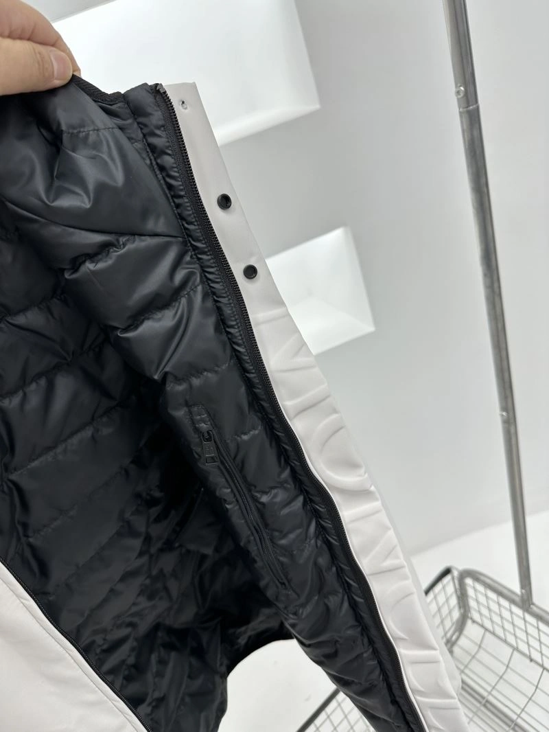 Moncler Down Jackets Comfortable 144842
