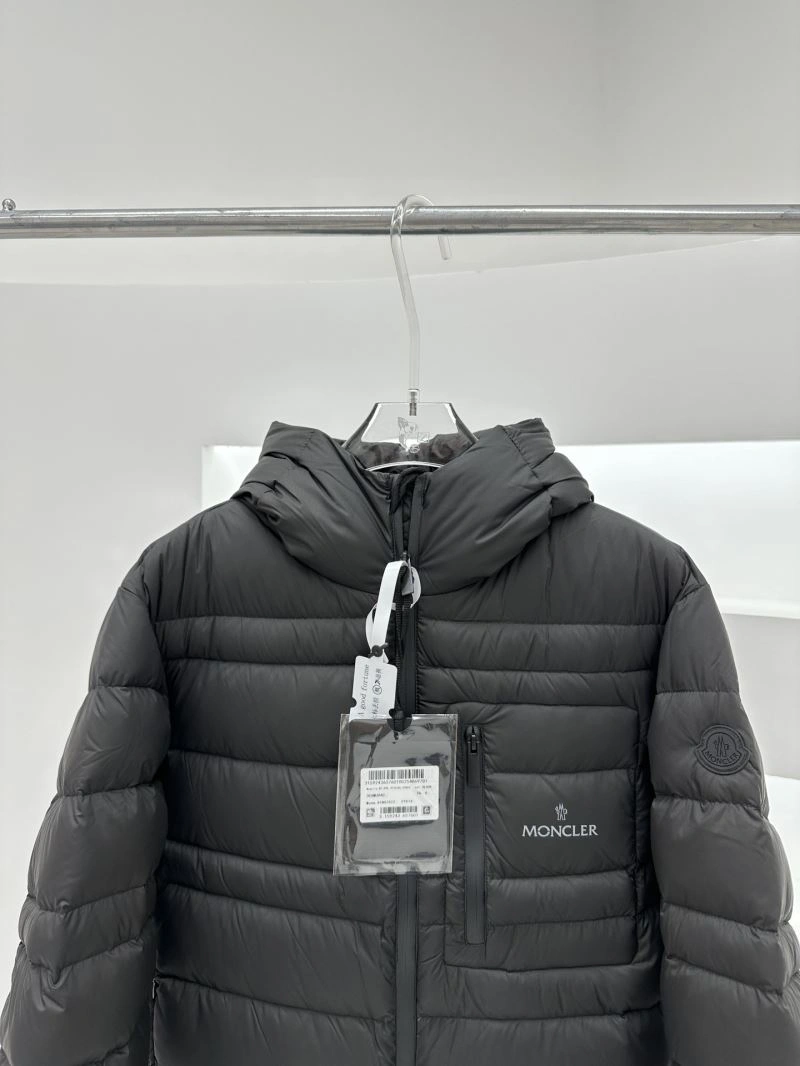 Moncler Down Jackets ZipUp 144836