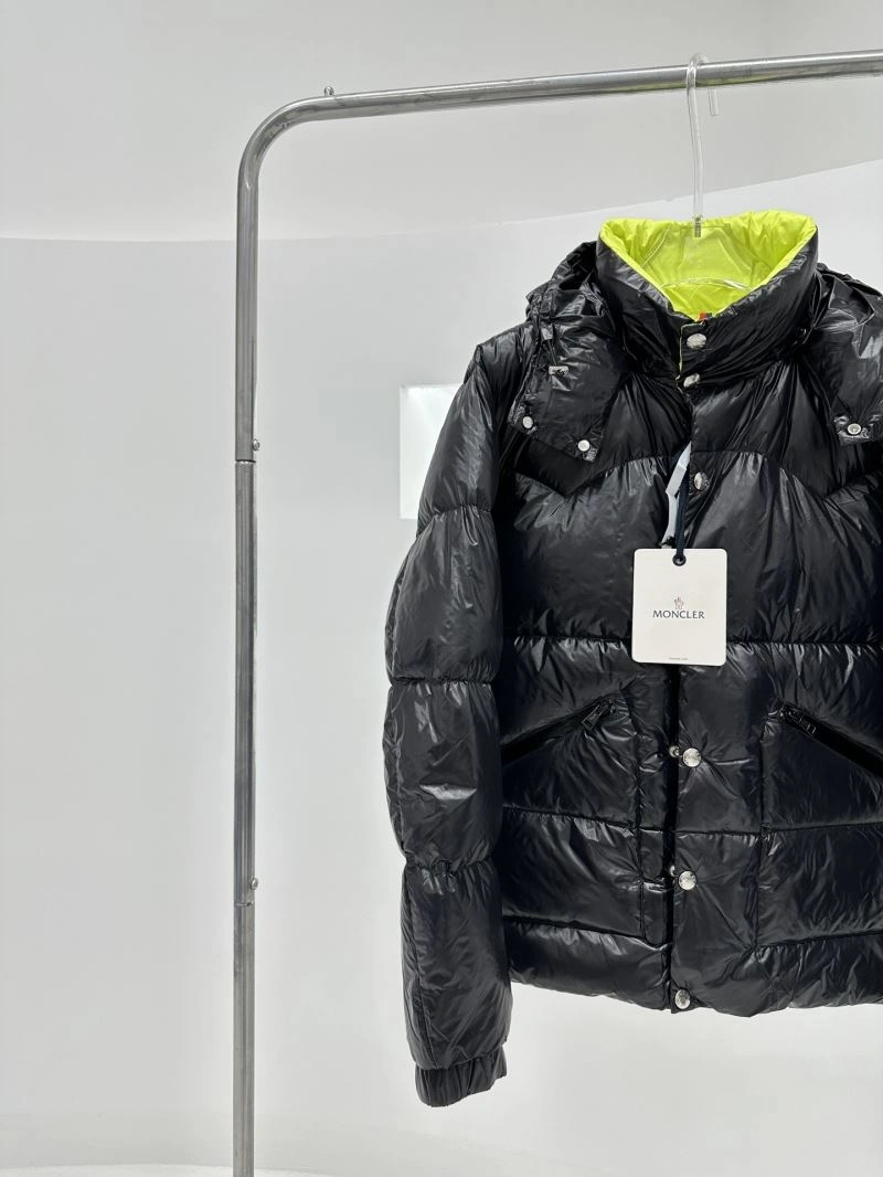 FashionForward Moncler Down Jackets 144833