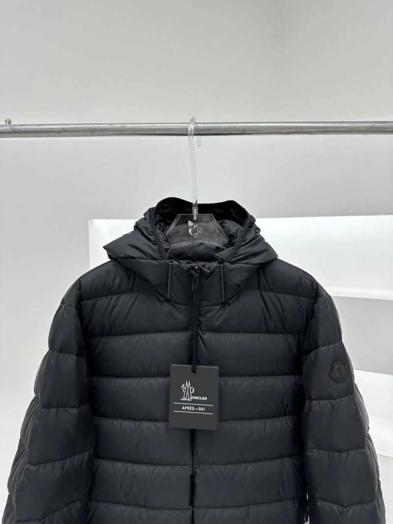 Stylish Moncler Down Jackets 144837