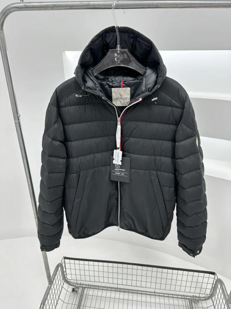 Minimalist Moncler Down Jackets 144829