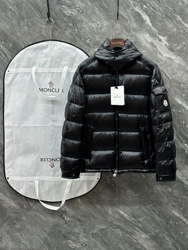 Timeless Moncler Down Jackets 144835
