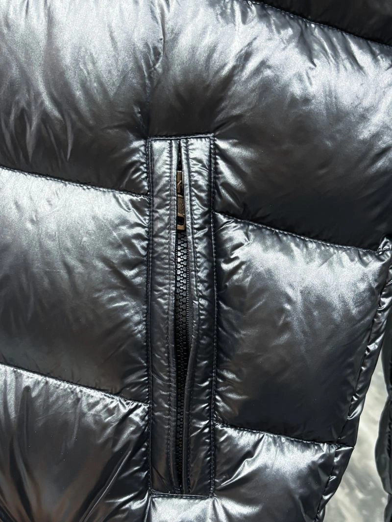 Timeless Moncler Down Jackets 144835