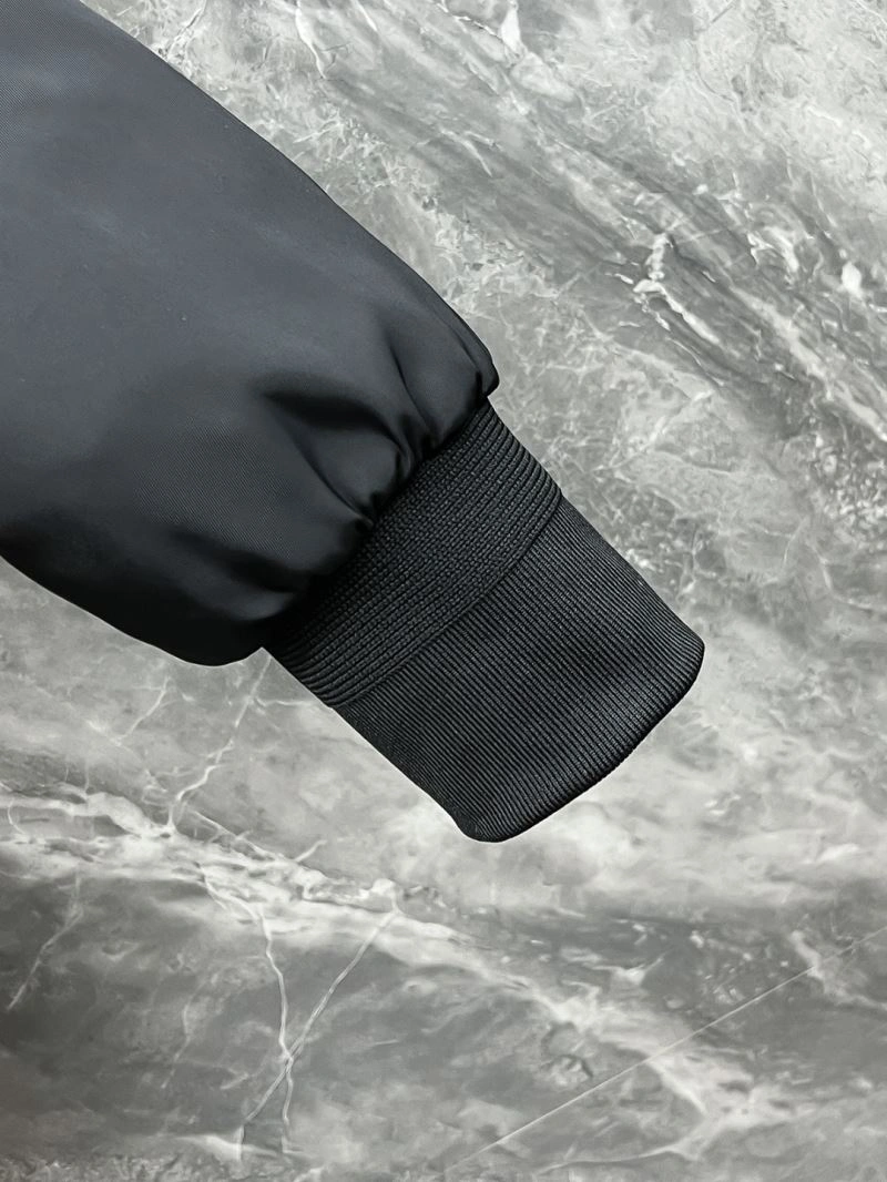 FreshLook Moncler Down Jackets 144816