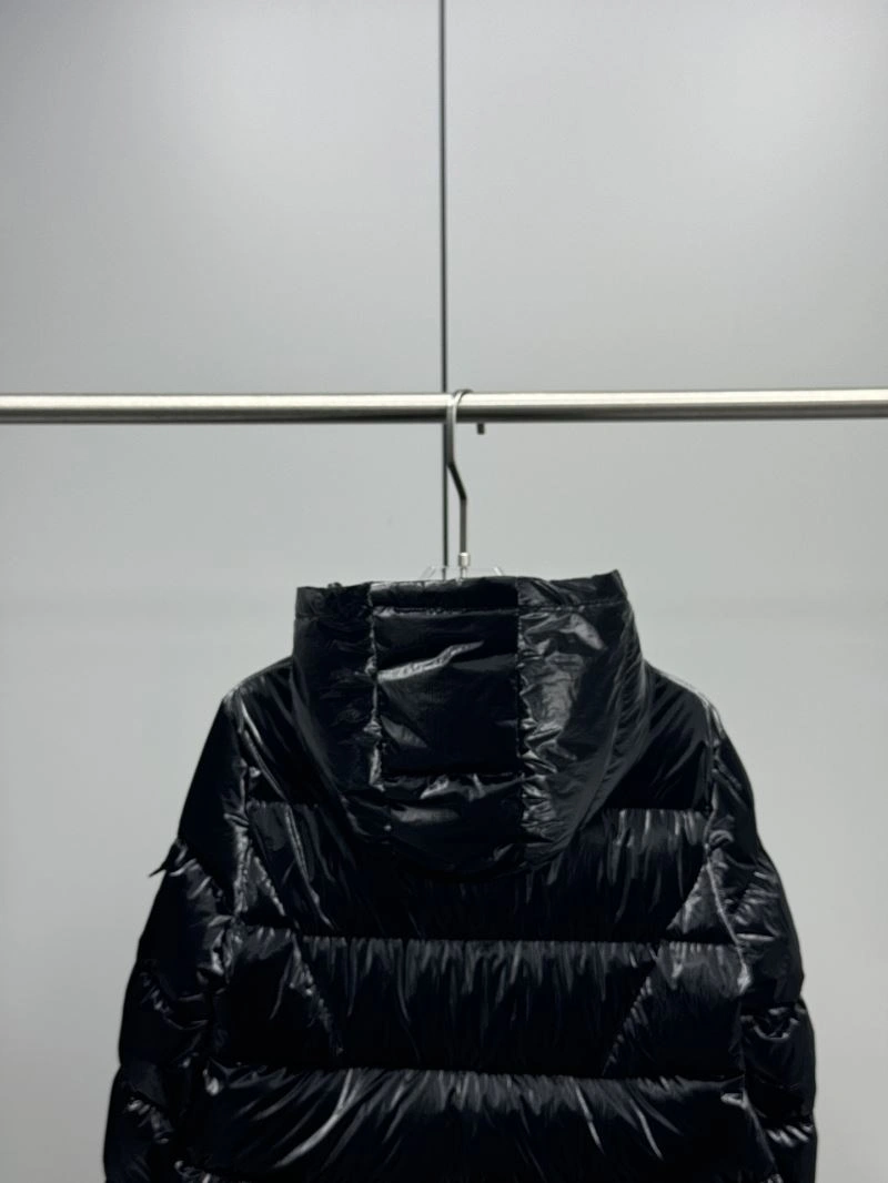Moncler Down Jackets SportInspired 144818