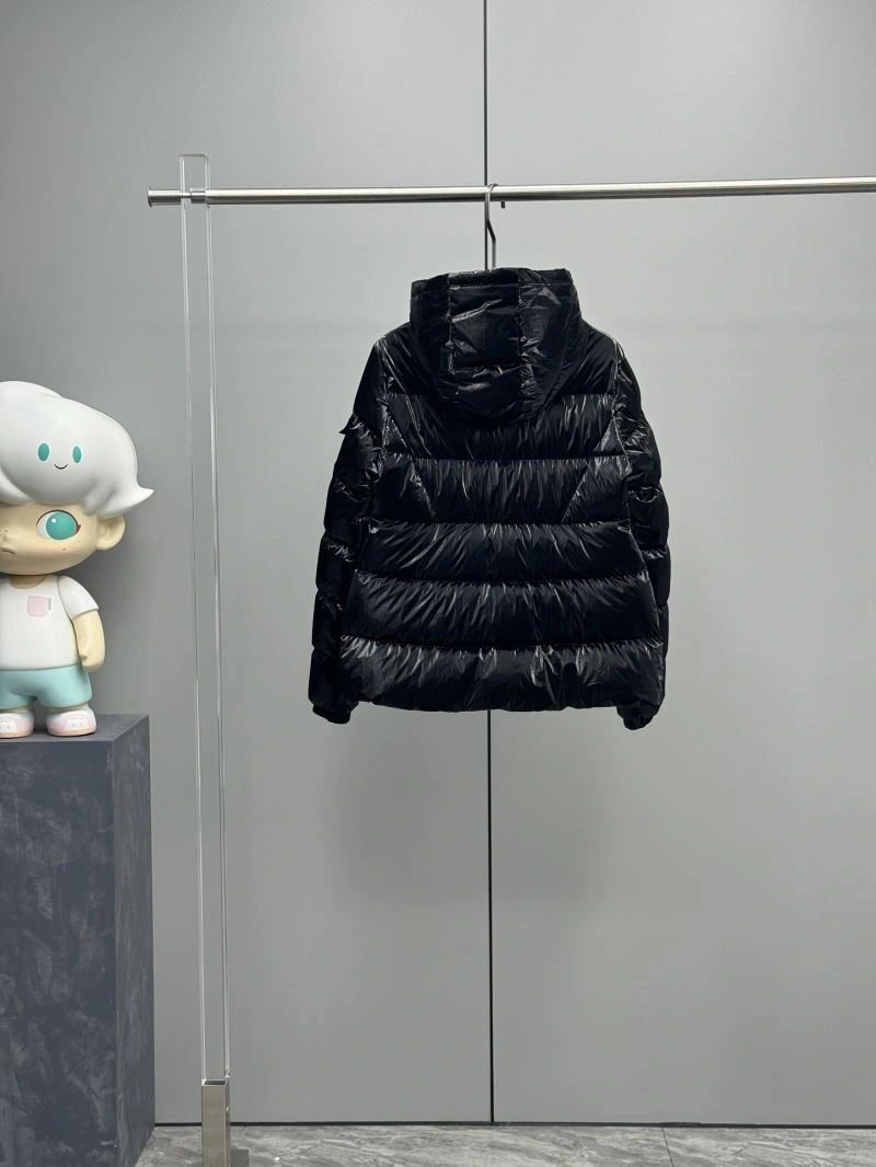 Moncler Down Jackets SportInspired 144818