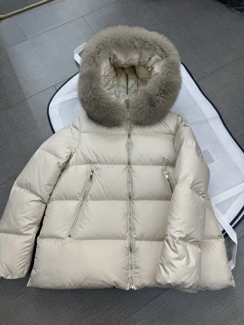 Attractive Moncler Down Jackets 139512