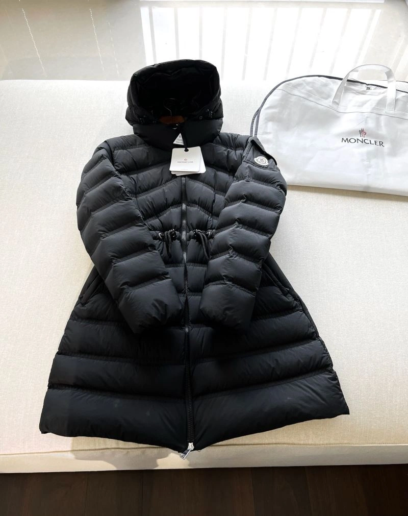 Moncler Down Jackets NewStyle 144815