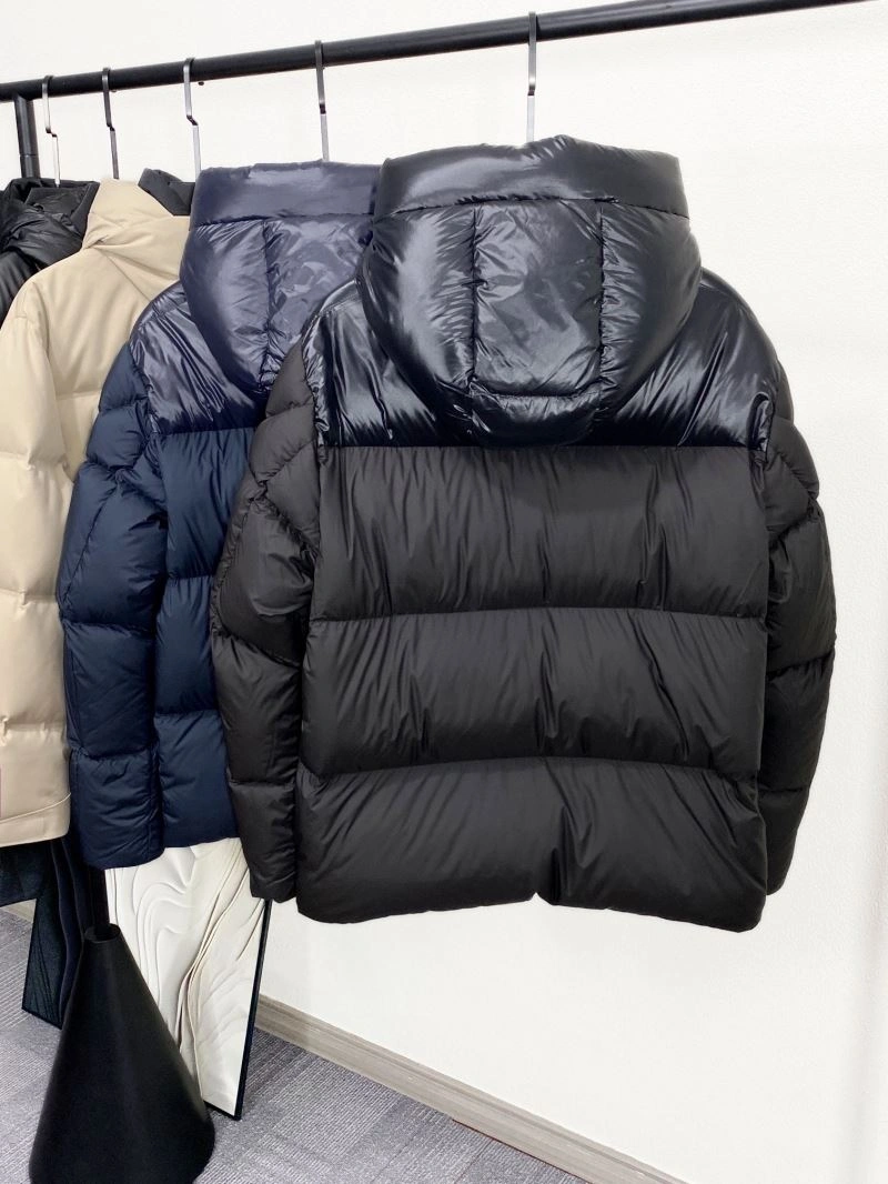 FlexibleFit Moncler Down Jackets 144824