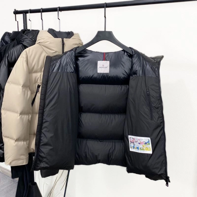 FlexibleFit Moncler Down Jackets 144824