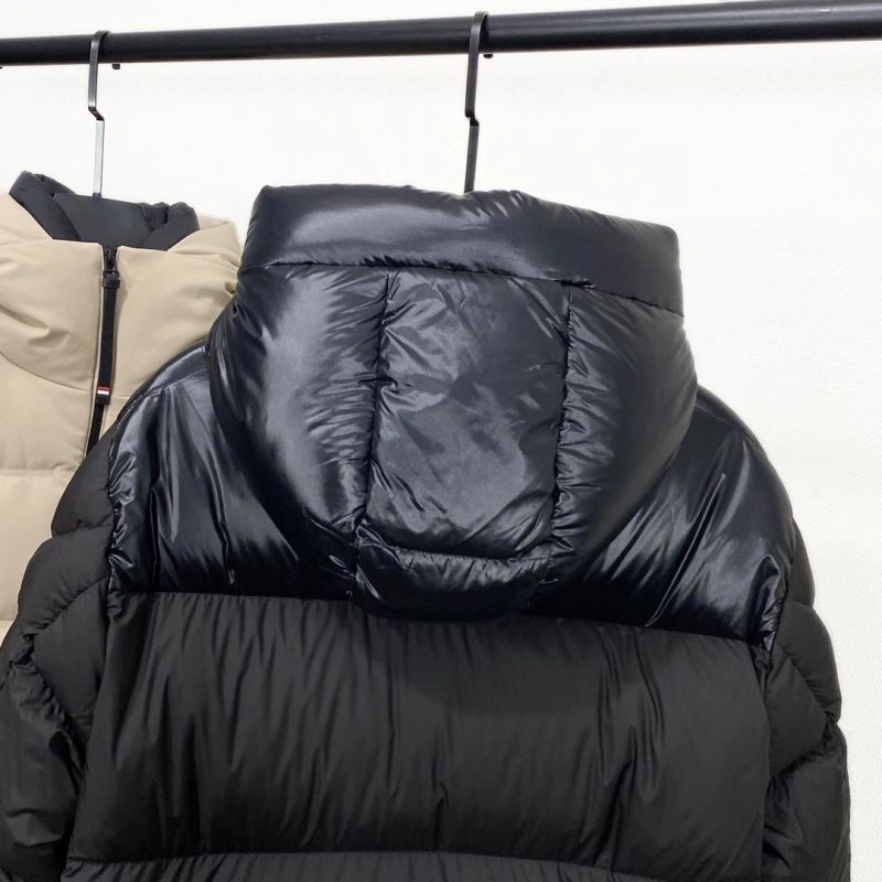 FlexibleFit Moncler Down Jackets 144824