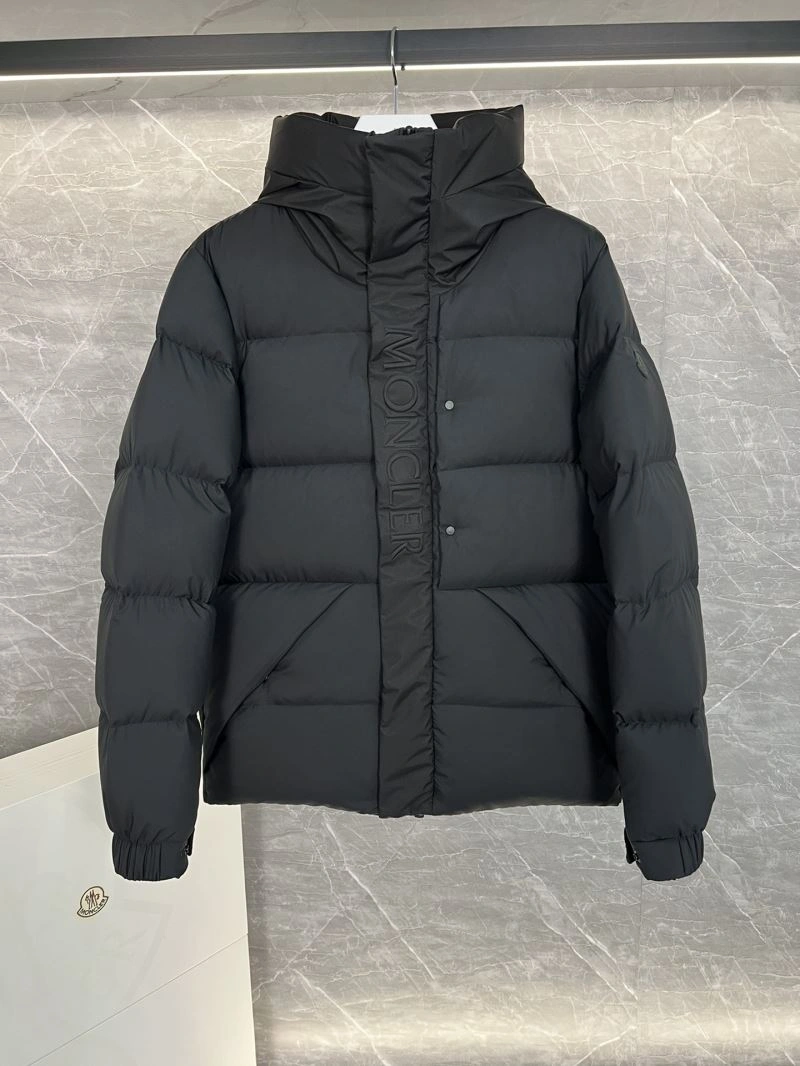 Moncler Down Jackets Efficient 144808