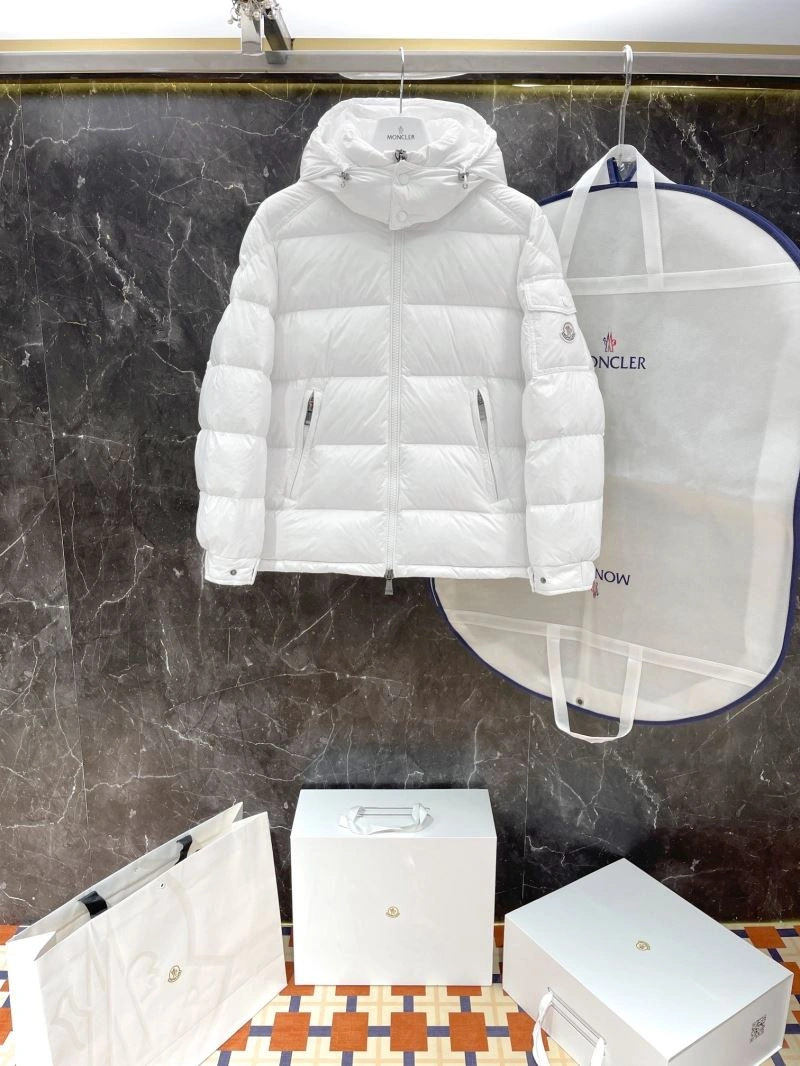Durable Moncler Down Jackets 144807