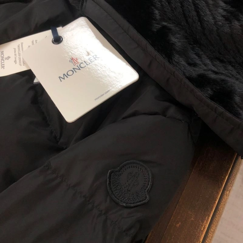 Moncler Down Jackets SoftTouch 144802