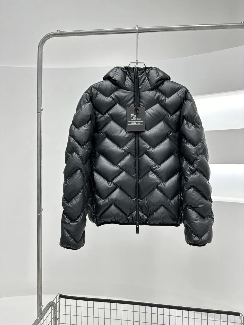 Moncler Down Jackets Sustainable 144799