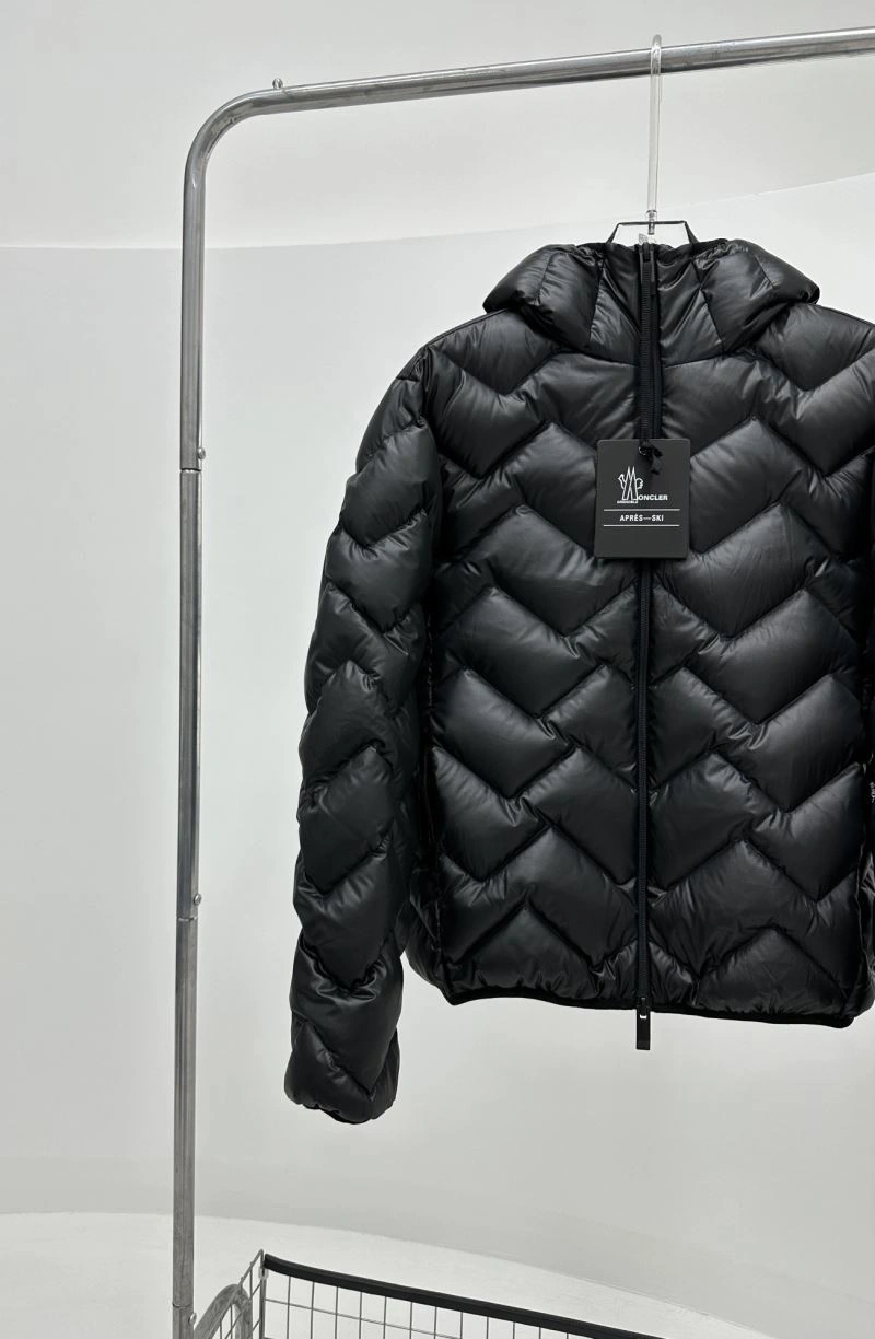 Moncler Down Jackets Sustainable 144799