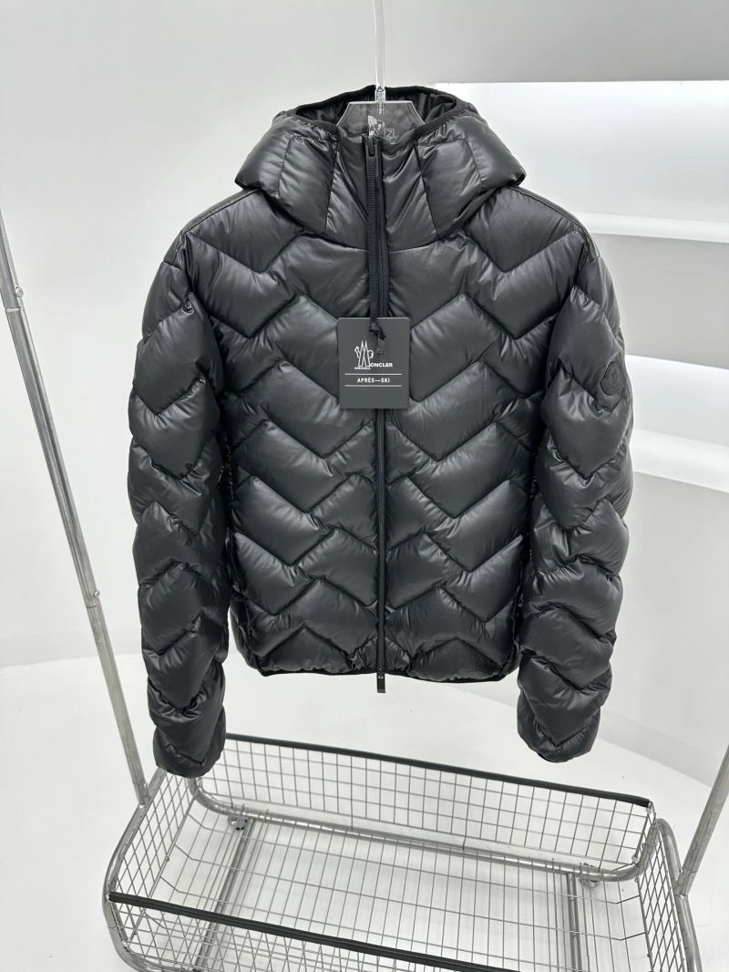Moncler Down Jackets Sustainable 144799