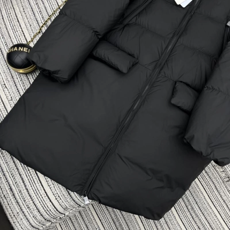 Moncler Down Jackets Classic 144783