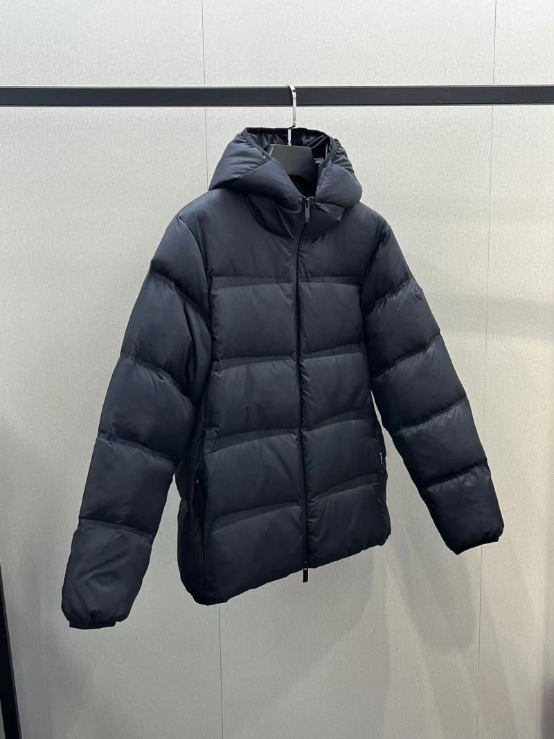 Moncler Down Jackets Efficient 144788