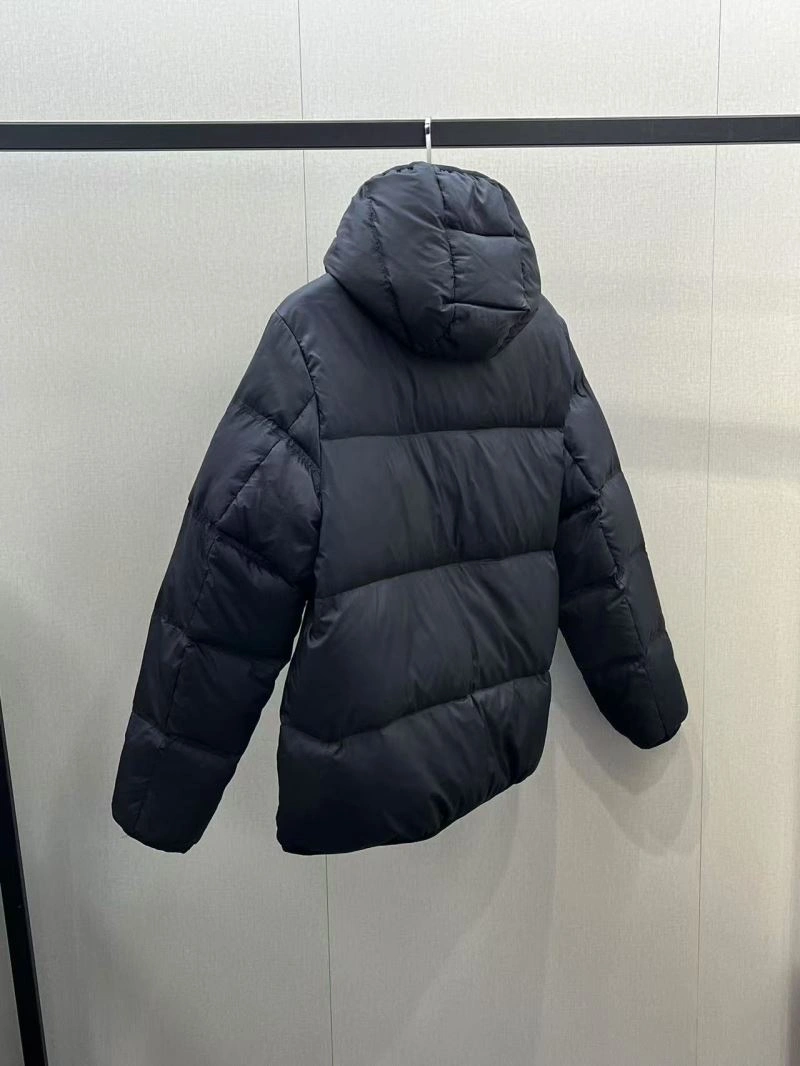 Moncler Down Jackets Efficient 144788