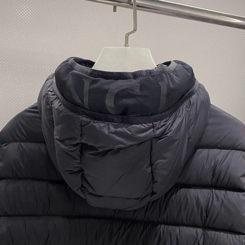 Fashionable Moncler Down Jackets 144779