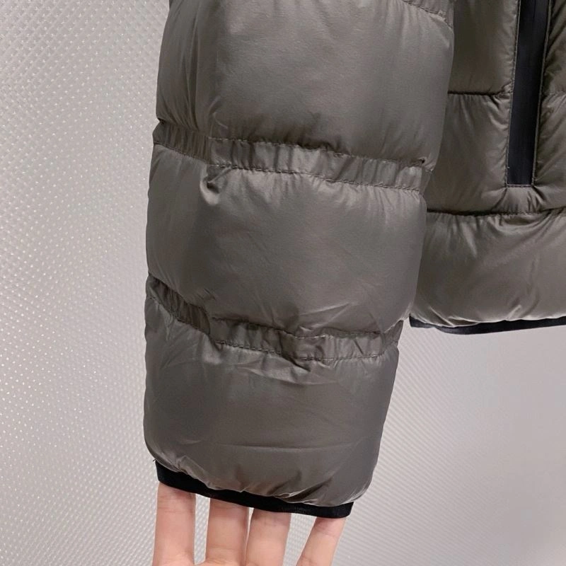 Moncler Down Jackets Flexible 144784