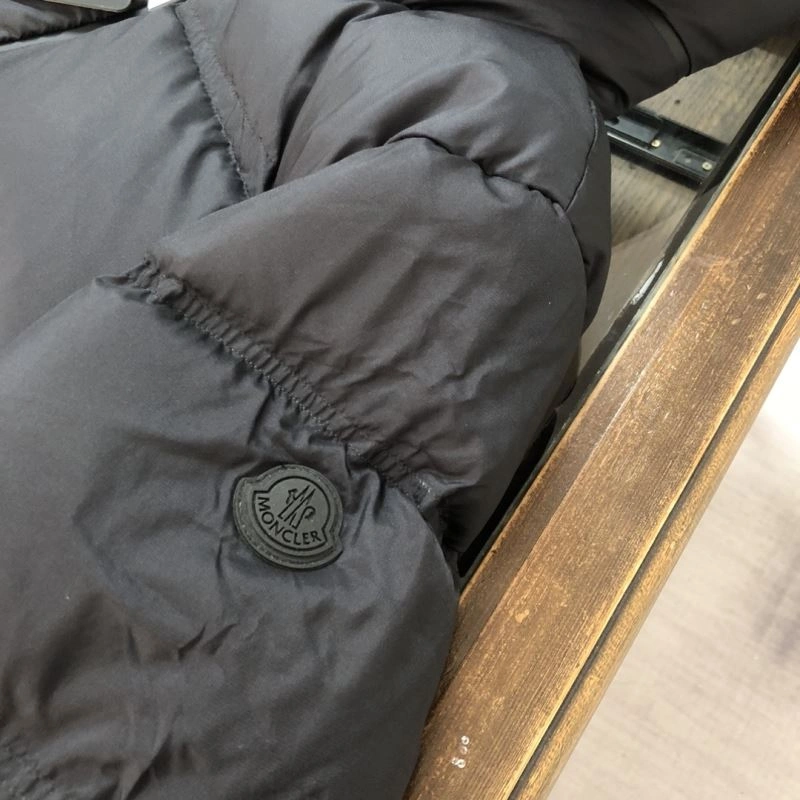 RelaxedFit Moncler Down Jackets 144772