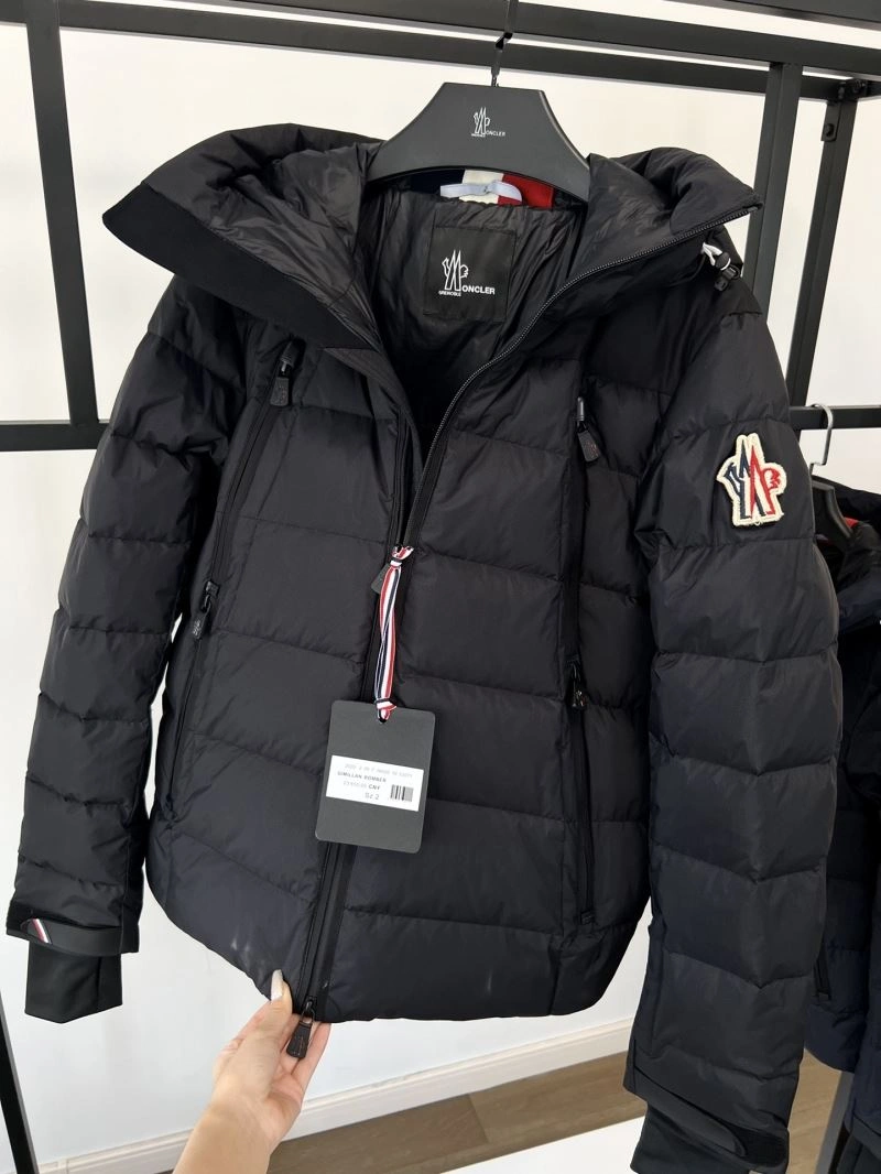 Moncler Down Jackets Breathable 144782