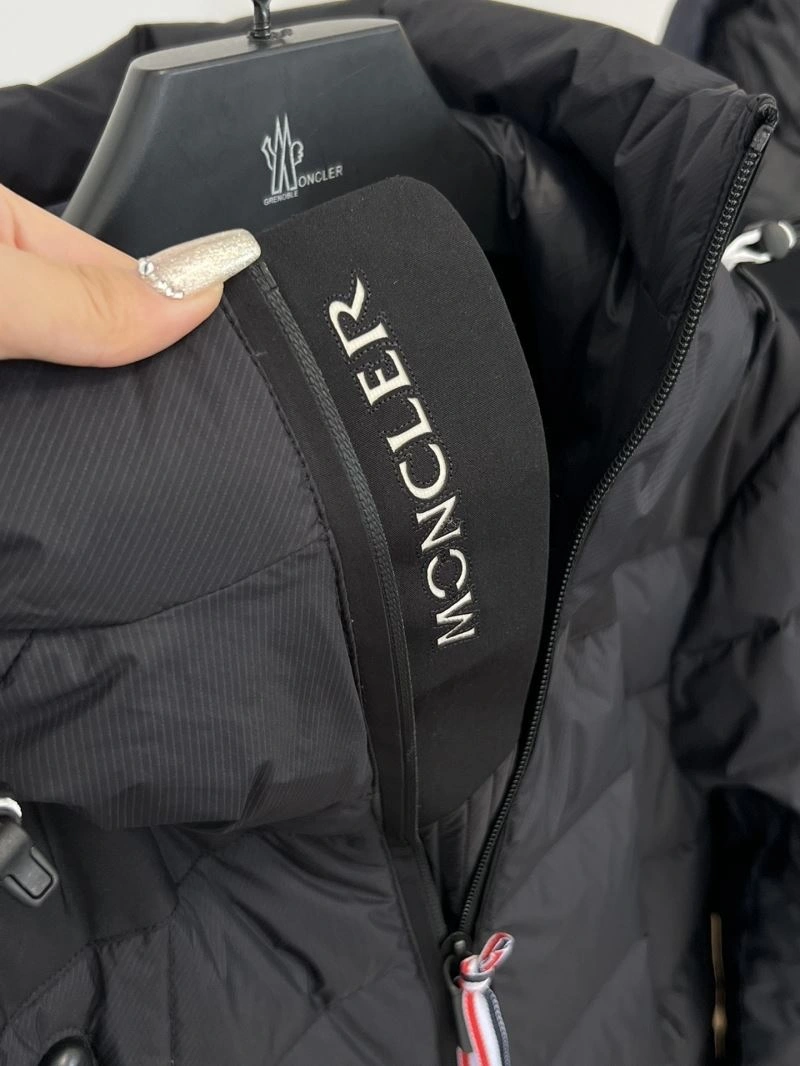 Moncler Down Jackets Breathable 144782