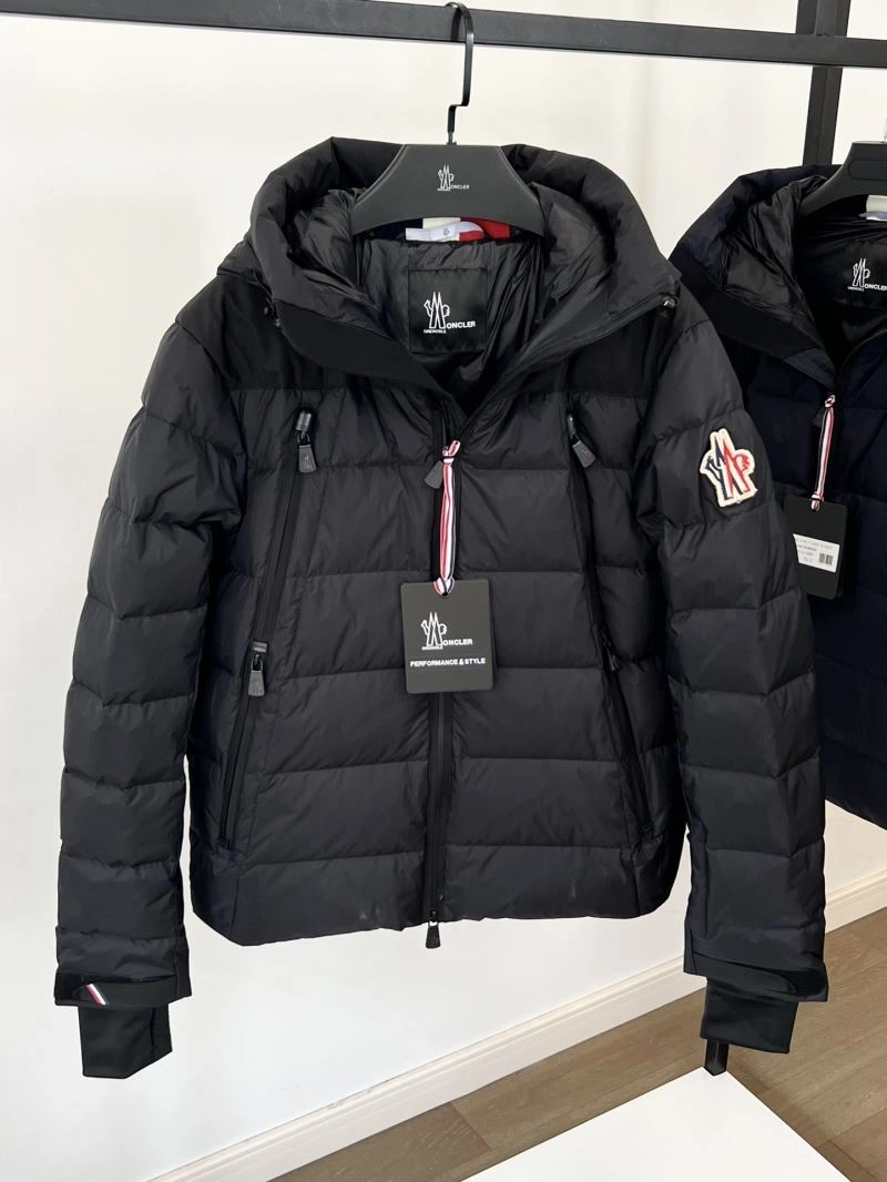 Moncler Down Jackets OnTrend 144777