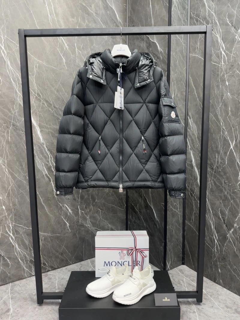 Moncler Down Jackets Functional 144796