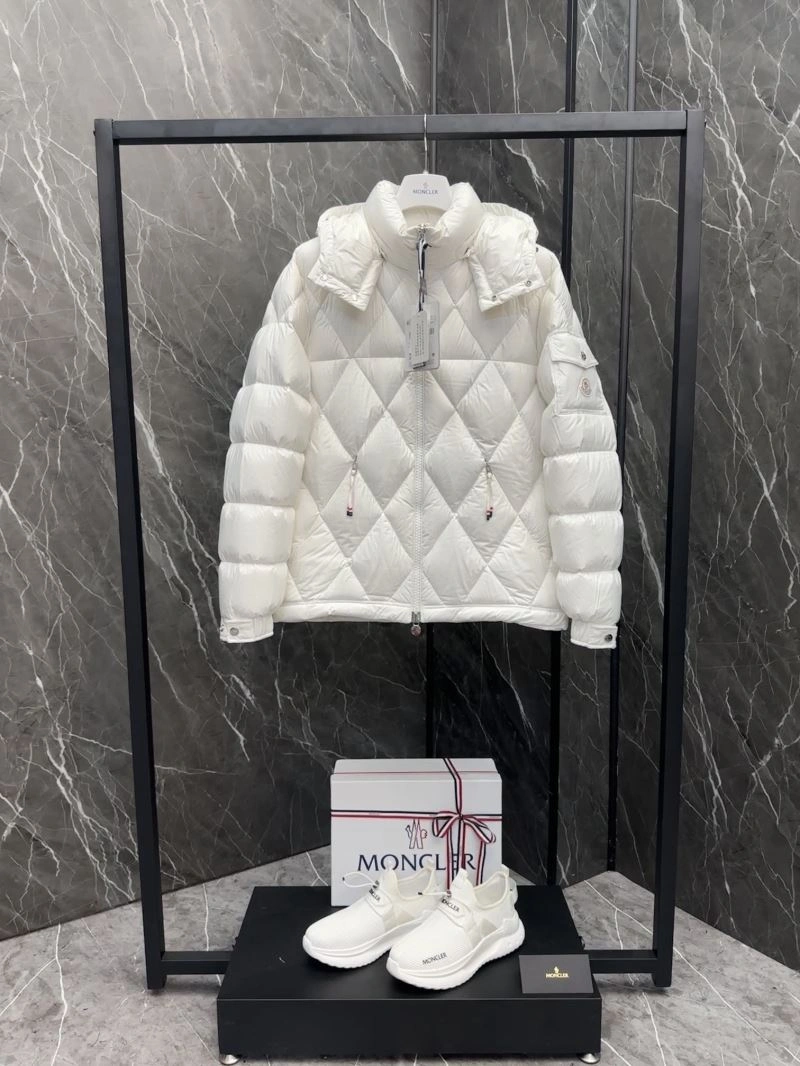 SportInspired Moncler Down Jackets 144773