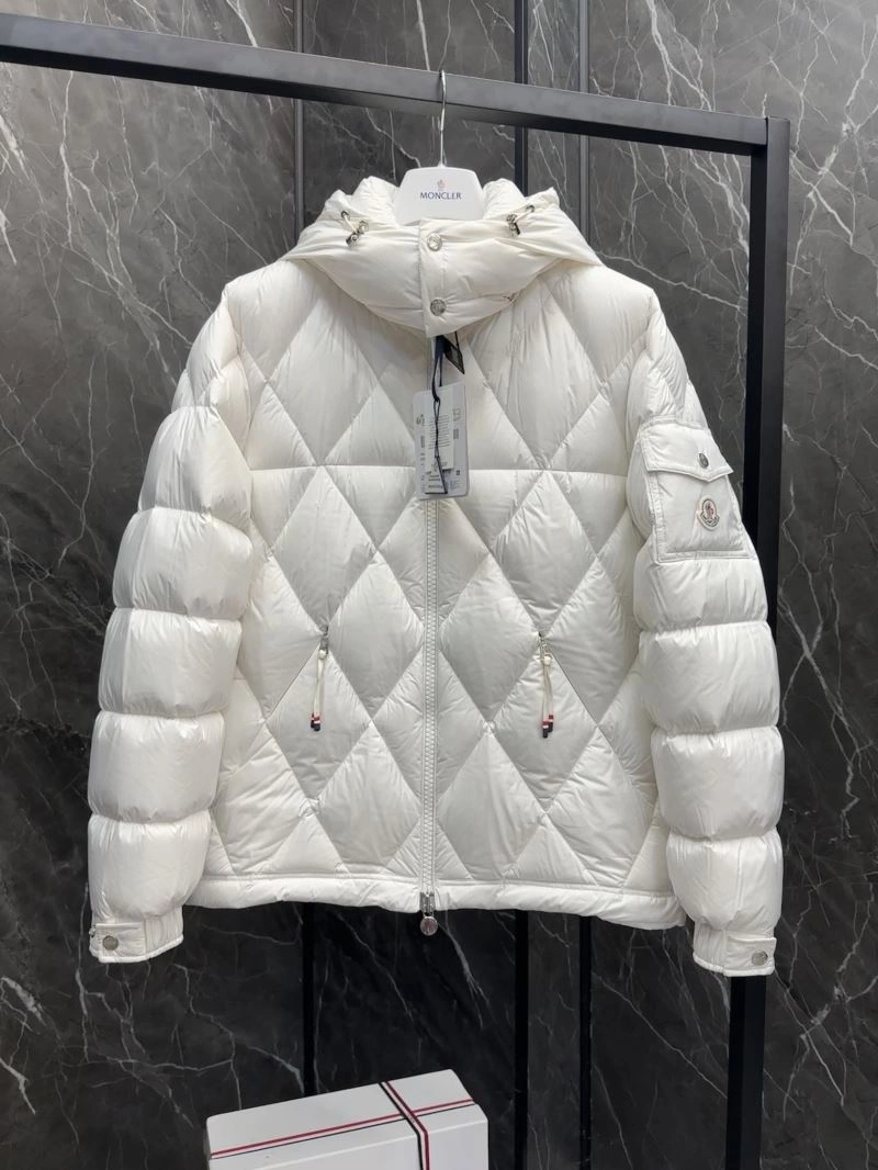 SportInspired Moncler Down Jackets 144773