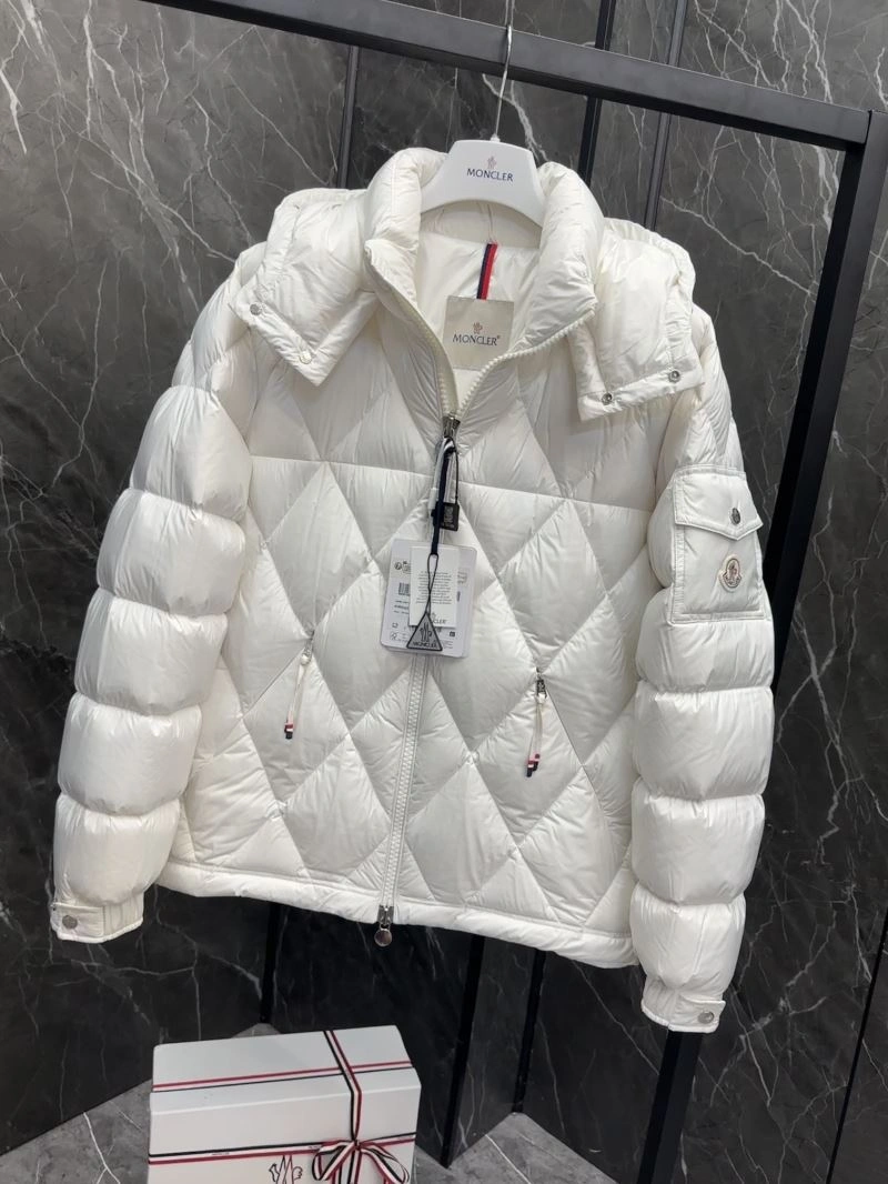 SportInspired Moncler Down Jackets 144773