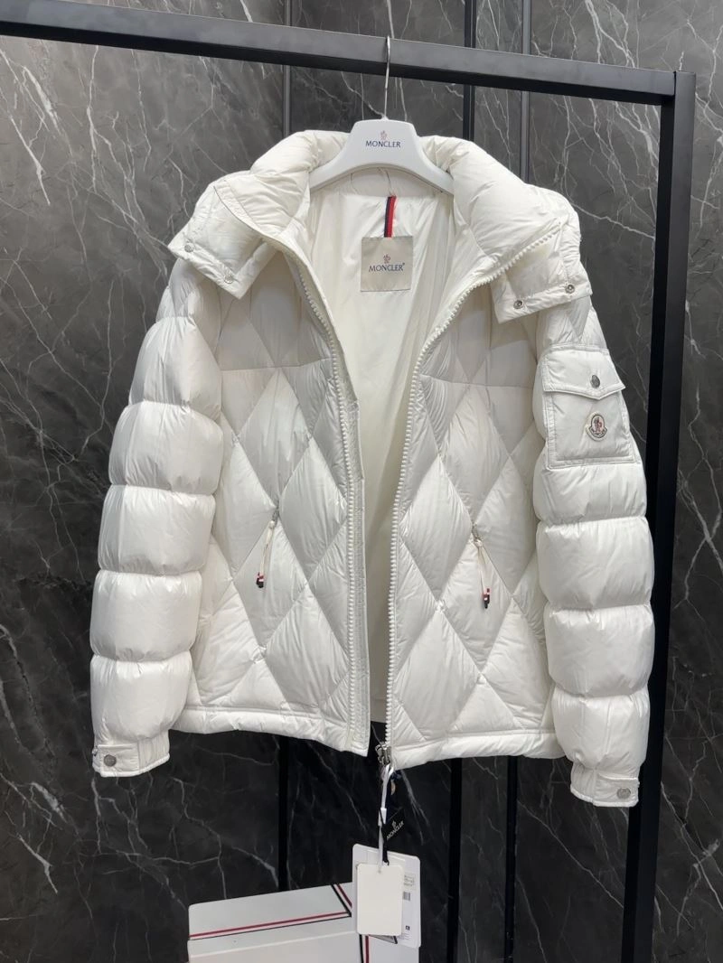 SportInspired Moncler Down Jackets 144773