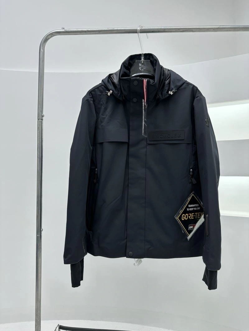 WaterResistant Moncler Down Jackets 144781
