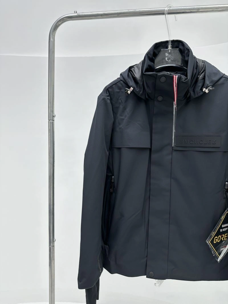 WaterResistant Moncler Down Jackets 144781