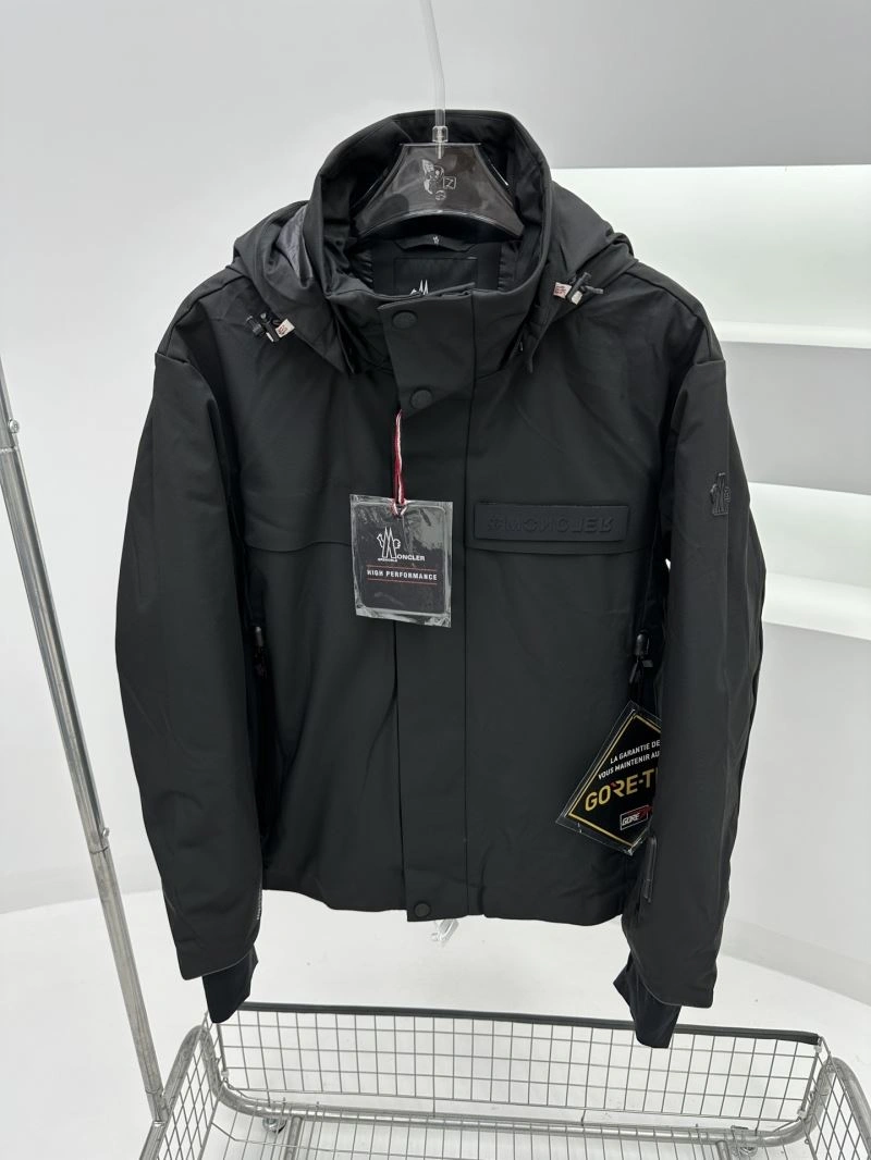 OdorResistant Moncler Down Jackets 144780